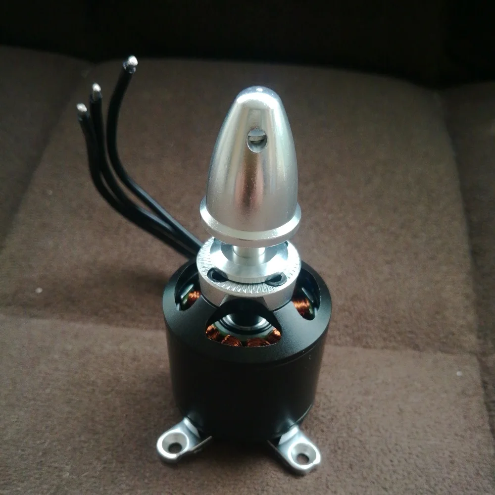 Moteur RC Brushless 1000KV Sans Balais 129g - Haute Performance
