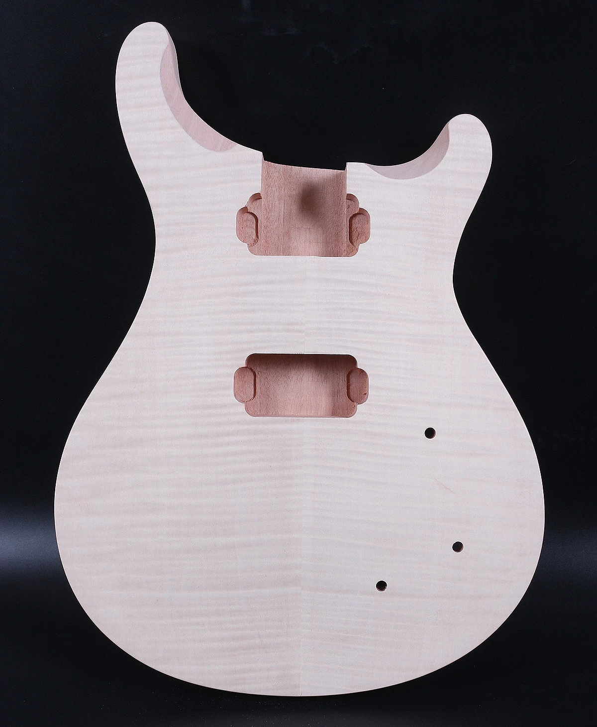 Подходит Diy корпус электрогитары красное дерево + пламя кленов шпон ручной