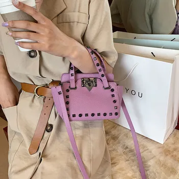 

Mini Rivet Portable Small Bag Female 2020 New Fashion Wild Lock Shoulder Bag Casual Diagonal Mobile Phone Bag Black