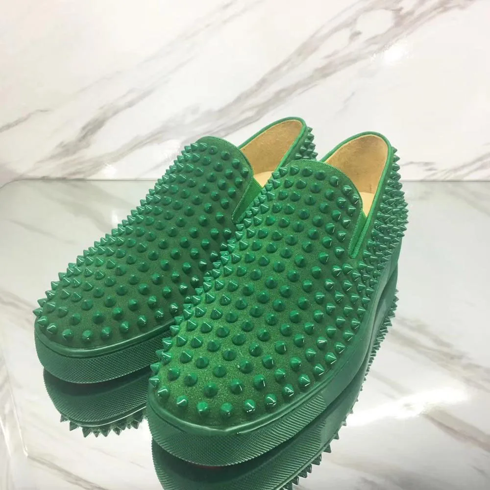 

Top Low Cut Leisure Shoe Lace Up Green Cow Leather Suede Whole Rivets Red Bottom For Man Shoes Sneakers Flat Loafers 2018