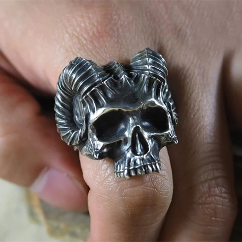 

Mens Satan Demon Skull Ring 316L Stainless Steel Rings for Men Silver Punk Rock Jewelry
