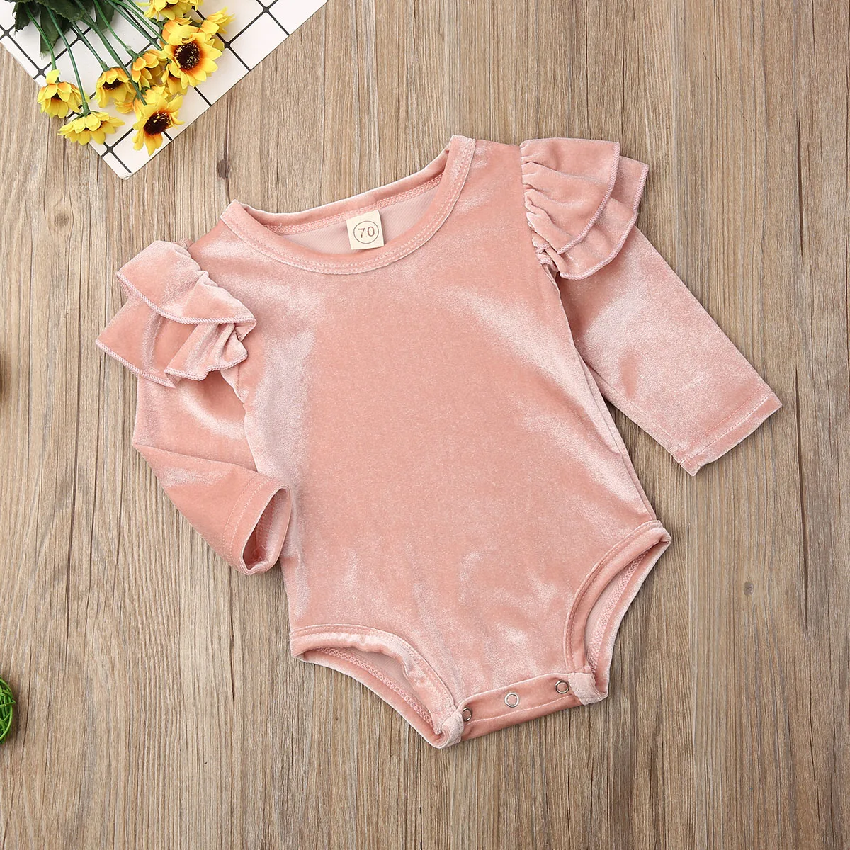 Gold Velvet Newborn Baby Girls Bodysuits Cute Long Sleeve Baby Girls Clothes Solid Pink One Piece Bodysuits Girls Clothing