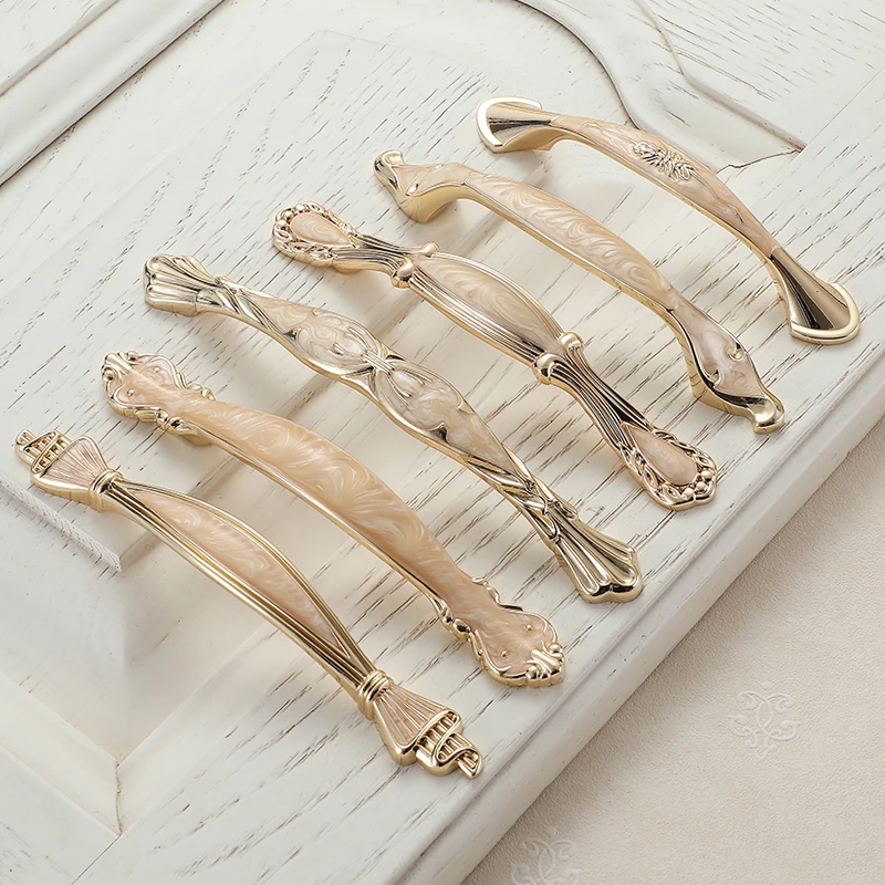 

Yellow Gold Amber Handle 96MM 128MM Drawer Knobs Kitchen Cupboard Door Handles Pastoral European Pulls Furniture Hardware 376