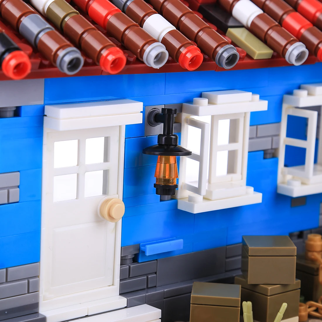 Tile-roofed House Small Particle DIY Assembling Building Blocks Humanoid WeaponToy for Children Tropical Rain Forest Battlefield