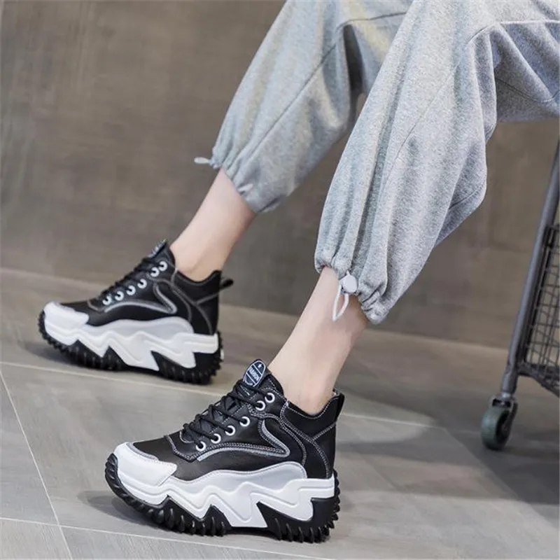 Zapatillas de plataforma con cuña para mujer, zapatos gruesos con tacón  oculto de 4,5 cm de altura, informales, a la moda, de cuero genuino|Zapatos  vulcanizados de mujer| - AliExpress