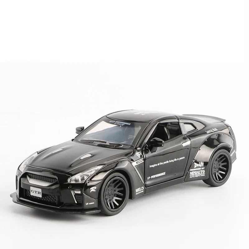 Новинка 1:32 NISSAN GTR гоночная модель автомобиля из сплава литые под давлением и игрушечные транспортные средства игрушечные машинки Детские игрушки для детей Подарки Игрушка для мальчика - Цвет: Черный