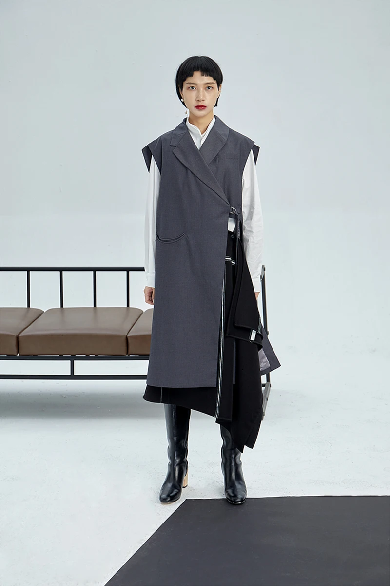 [EAM] женский серый асимметричный Свободный жилет с разрезом, модный жилет без рукавов с отворотом, весна-осень, 1K715