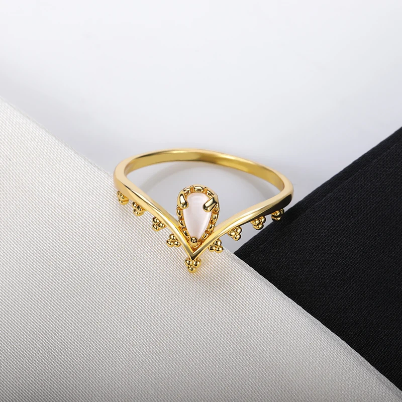 Trendy Finger Women's Ring White Opal Lace V Shape Ring Vintage Stainless Steel Accessories Aesthetic Jewelry Mother's Day Gift
