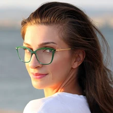 

Stylish Cat Eye glasses Clear Frame Female Crystal Computer Eyeglasses for Women Quality TR90 Blue Light Blocking Glasses