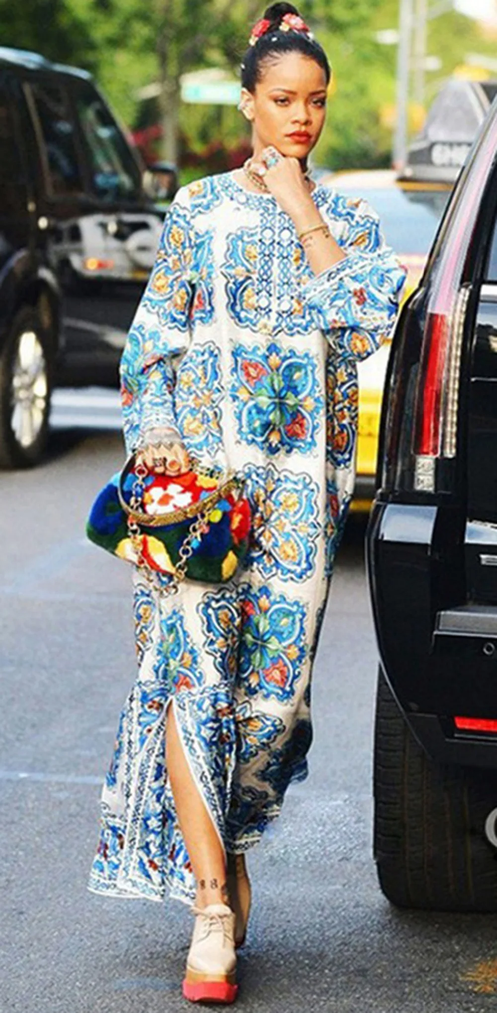 11386865758_191620496