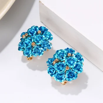 

Match-Right Fresh Cute Flower Stud Earrings Vintage Korean Small Earrings for Women Retro Fashion Jewelry CN023