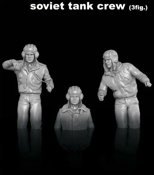 Новая разборная модель советской танковой экипировки 1/35 года включает в себя 3