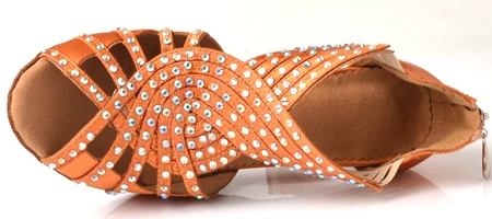 heel 7.5cm WUXIJIAO/Серебристые атласные туфли для латинских танцев со стразами; женские туфли для сальсы; вечерние стразы; Обувь для бальных танцев; обувь на среднем каблуке 7 см на молнии - Цвет: heel 7.5cm