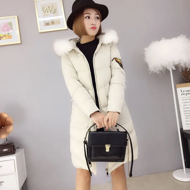 

Small Bee down Jacket Cotton-padded Clothes Women's Embroidered 2018 Winter New Style Korean-style Mid-length Fox Da Mao Genuine