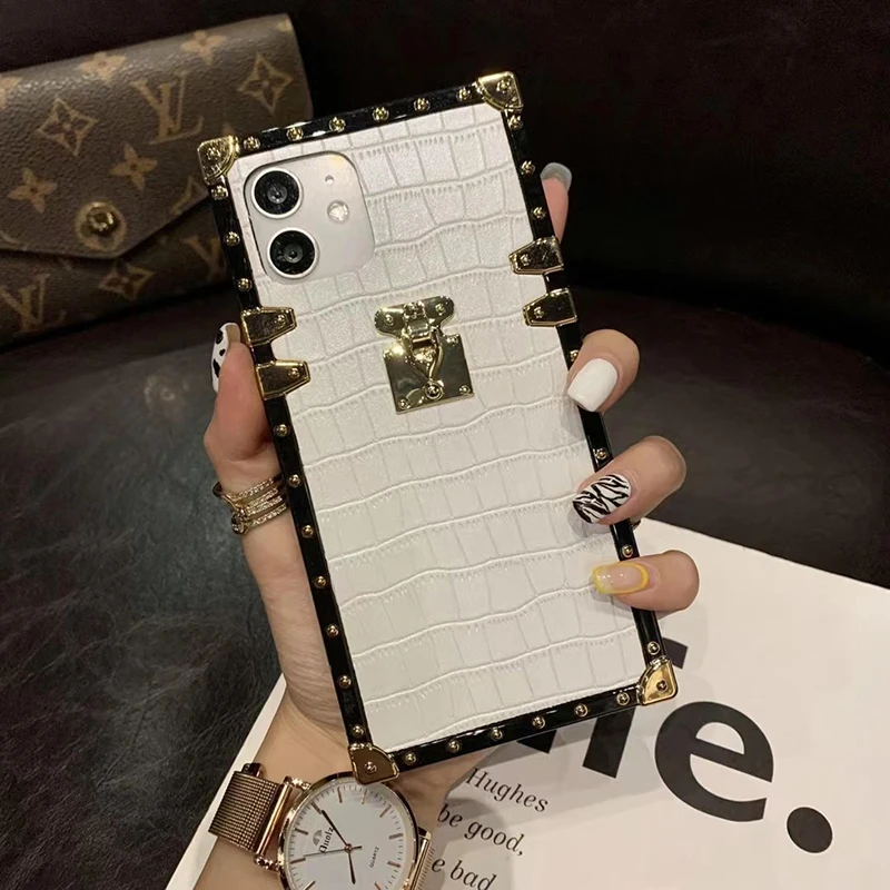 Luxury Square Geometric Leather Phone Case For Iphone 12 11 Pro Se 7 8plus  Xr Xs Max Vintage Lattice Cover For Samsung S20fe S21 - Mobile Phone Cases  & Covers - AliExpress