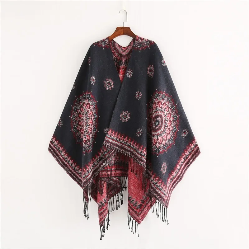 

2020 autumn and winter European and American style new hot selling wild geometric printing thickening warm tassel shawl women