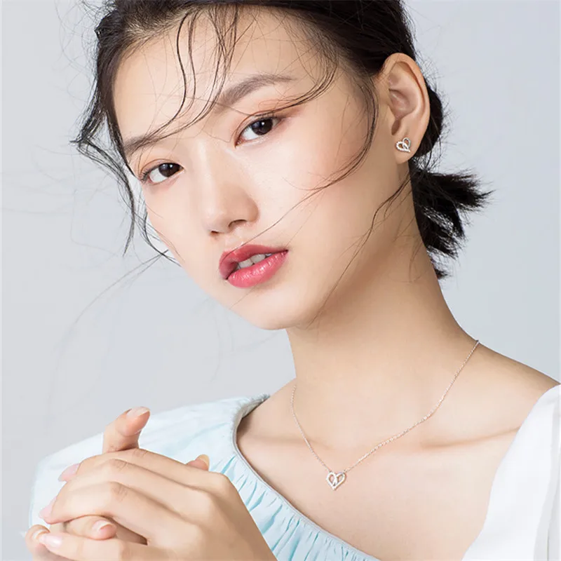 Korean Simple Silver Plated Hollow Cubic Zirconia Heart Short Clavicle Necklaces for Girl Women Necklace