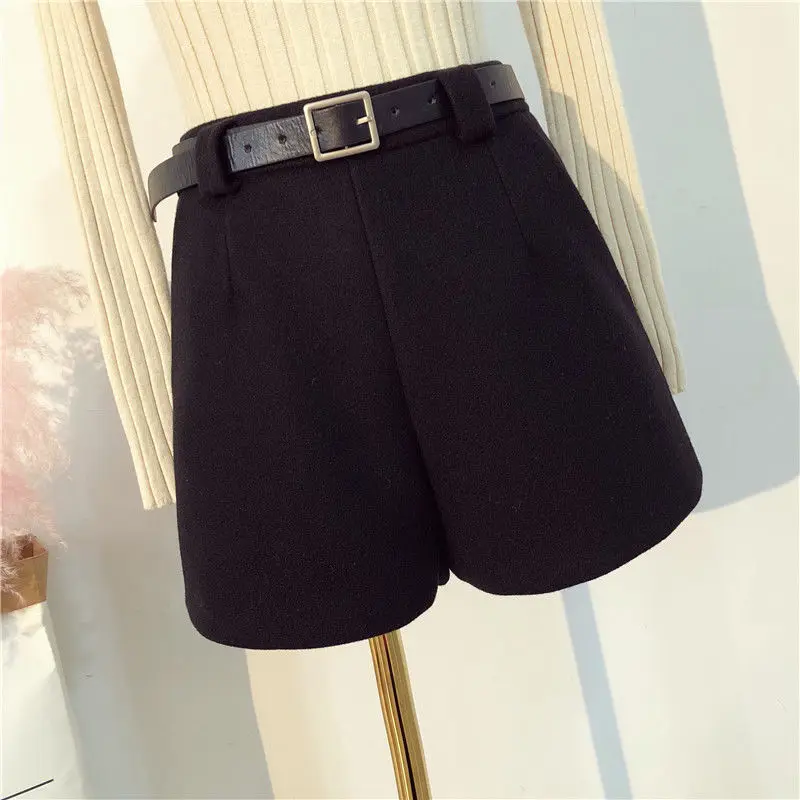 AREQW Autumn Winter High Waist Shorts for Women Casual Warm Booty Shorts with Belt