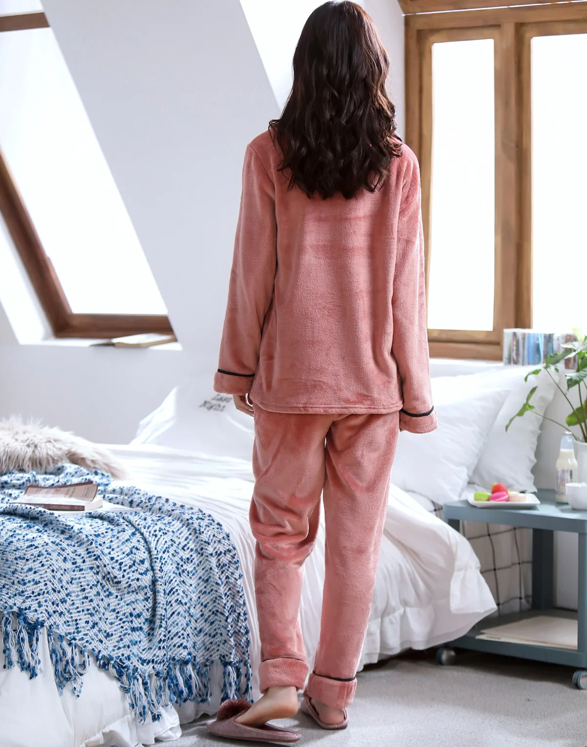 Women Thicken Warm Soft Pajamas Sets Pink Red Fashion Pajamas Long Sleeve Flannel Pyjamas Sets plus size pajamas