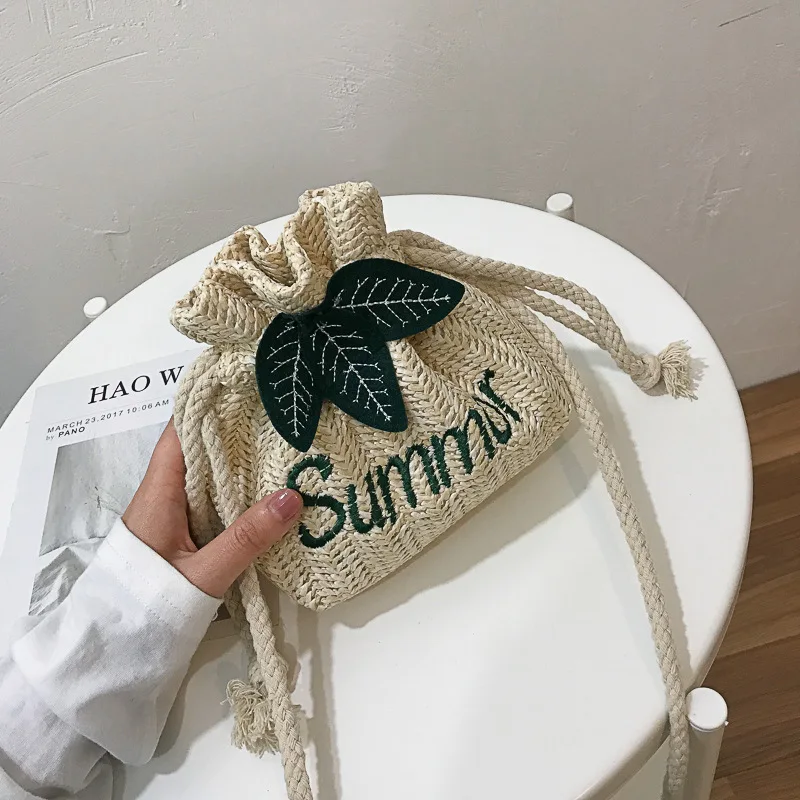 

INS Super Fire Straw Bucket Bag Women's 2020 New Style Fashion Summer Western Style Woven Mesh Red Crossbody Bag