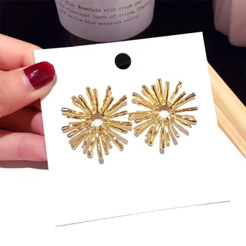 

Fashion Metal Firework Stud Earrings for Women Irregular Sun Flower Big Earrings Gold Color Statement Earrings Party Brincos