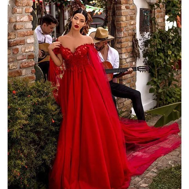 

Red Prom Dresses Off Shoulder Lace Appliques Draped Tulle Red Carpet Dress with Cape Celebrity Gowns ogstuff robes de soirйe
