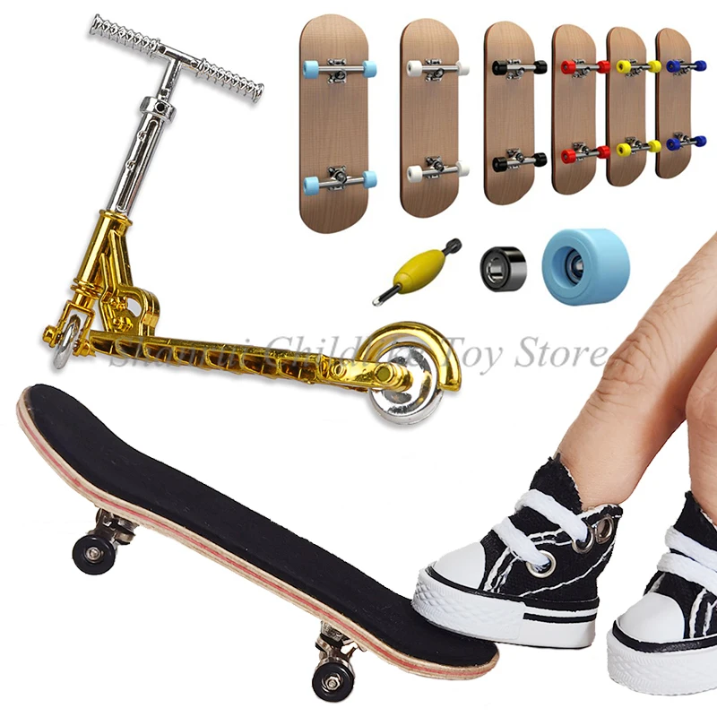 Tech Finger Skateboard Wood Set Due Ruote Mini Scooter Deck Scarpe Da Tastiera Skateboard Sneaker Novità Giocattoli Gioco Regalo Ragazzi