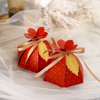 

50pcs lovely flower Shape Wedding Candy Box sugar gift bag baby shower wedding party decoration supplies