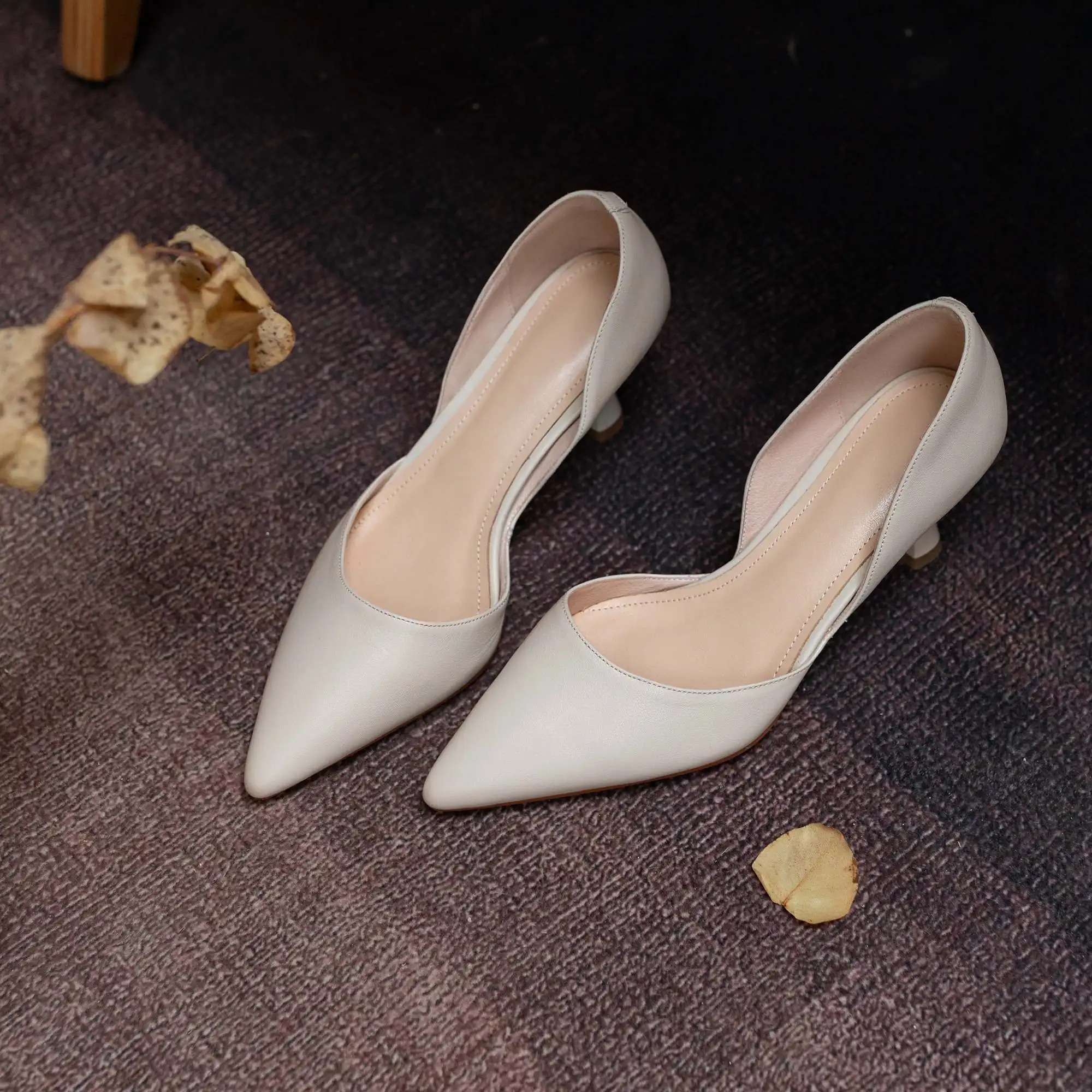 Krazing Pot Full Grain Leather Colorful Pointed Toe Stiletto High Heels Slip On Fashion Shallow Sexy Wedding Wholesale Ins Pumps
