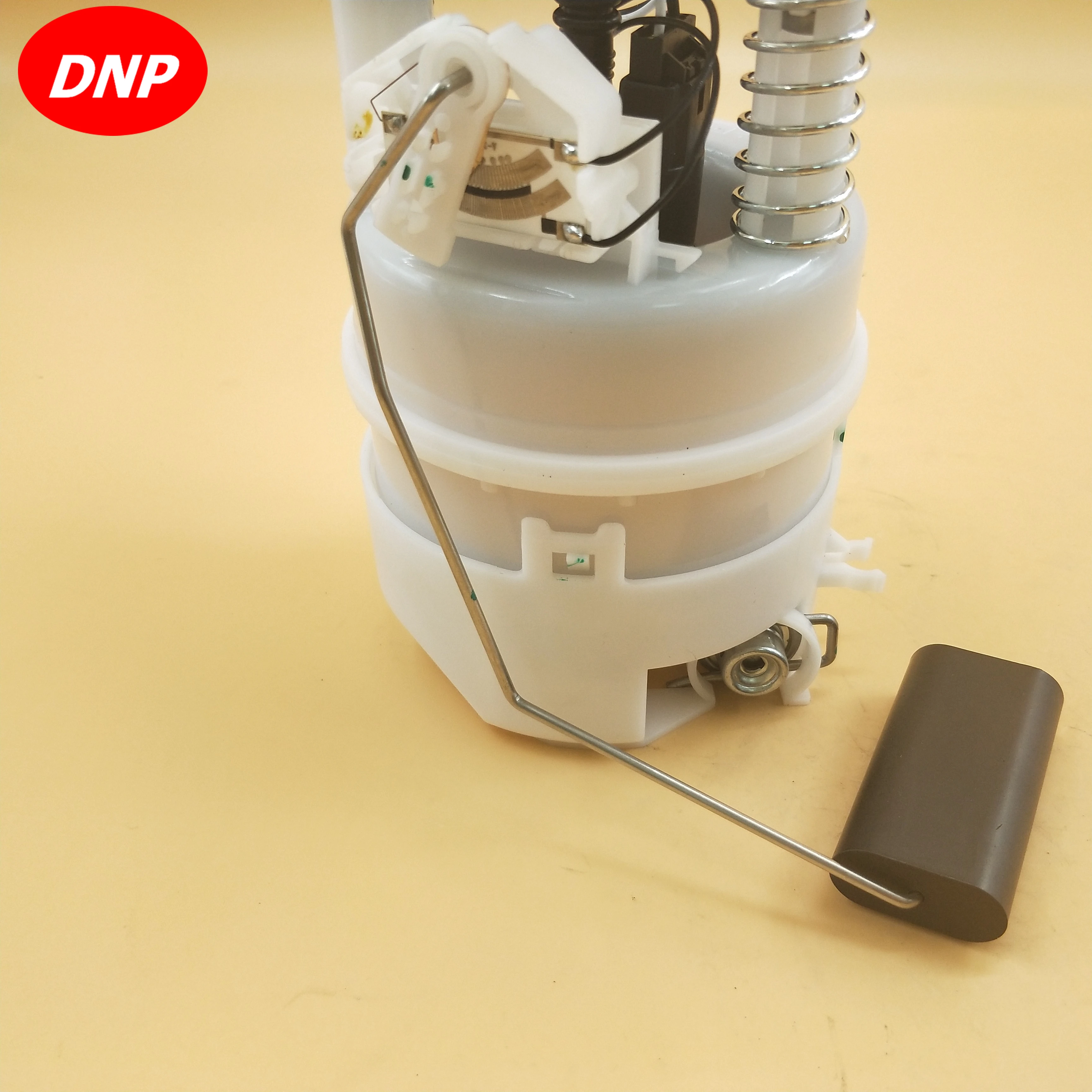 DNP Электрический топливный насос Монтажный модуль подходит для Nissan Tiida Aprio HR16DE 17040-CH000/E9547M