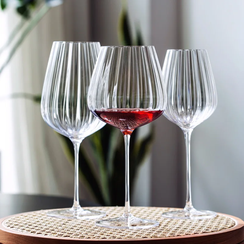 https://ae01.alicdn.com/kf/He3d7ec5415e04a6d82b2d36941c20a7d3/1pcs-Transparent-Ripple-Crystal-Glasses-Luxury-Household-Goblet-Party-Champagne-Glass-Red-Wine-Glasses-Romantic-Wedding.jpg