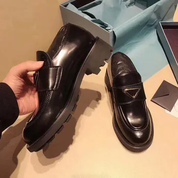 

British Thick Sole Women Loafers Black Leather Casual Flat Shoes Woman Round Toe Slip On Runway Platform Shoes Luxury Designer