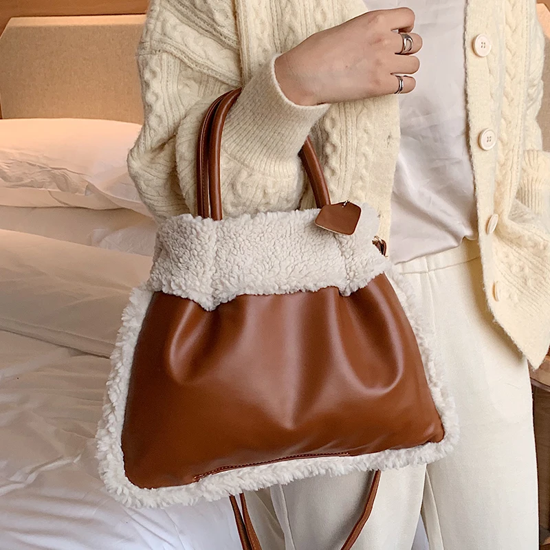 Kopen Mode Lam Kasjmier Vrouwen Handbgs Designer Pluche Schoudertassen Luxe Pu Lederen Crossbody Tas Grote Capaciteit Totes Lady Purse