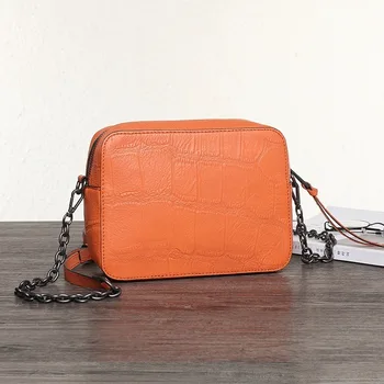 

Bag Girl's New Oblique Cross Bag 2019 Fashion Stream Su Solid Color Small Square Bag