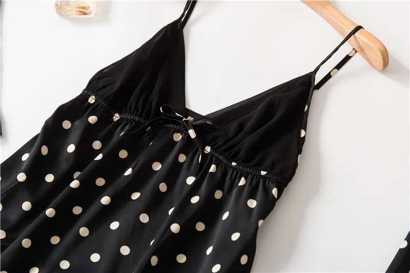 13008151085_1992033555