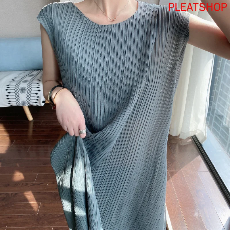 

Miyake Pleated Dress New Style Sleeveless Irregular Sense of Design Elegant dresses elegant pleats dresses free shipping