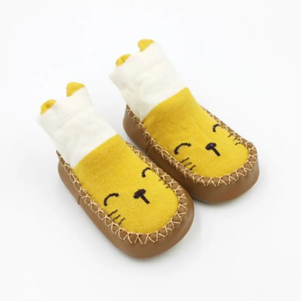 Хлопковые носки с героями мультфильмов для новорожденных мальчиков и девочек Нескользящие носки для маленьких детей тапочки для обуви