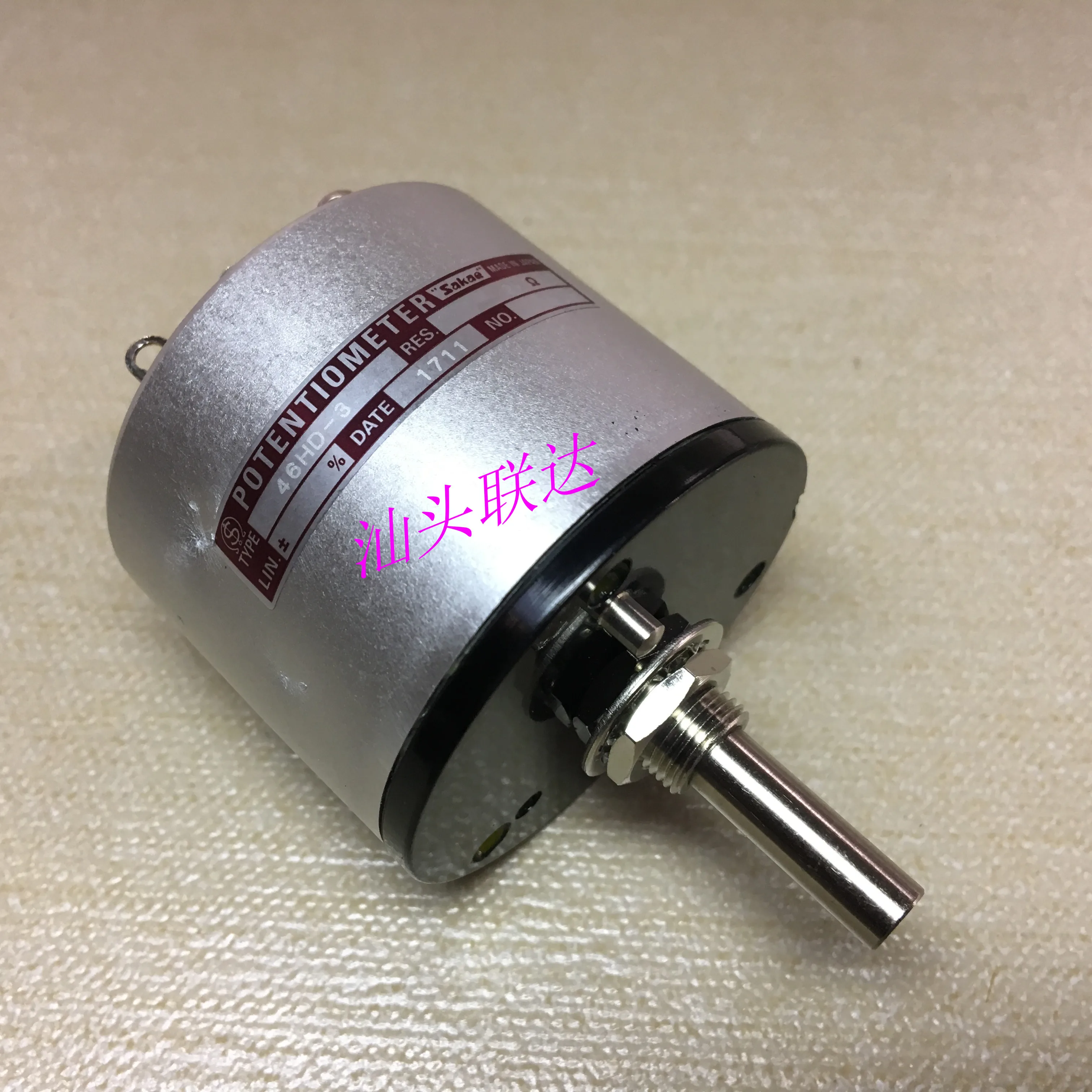 Японский новый оригинальный многооборотный потенциометр Saia Sakae 46HD-3 2K |