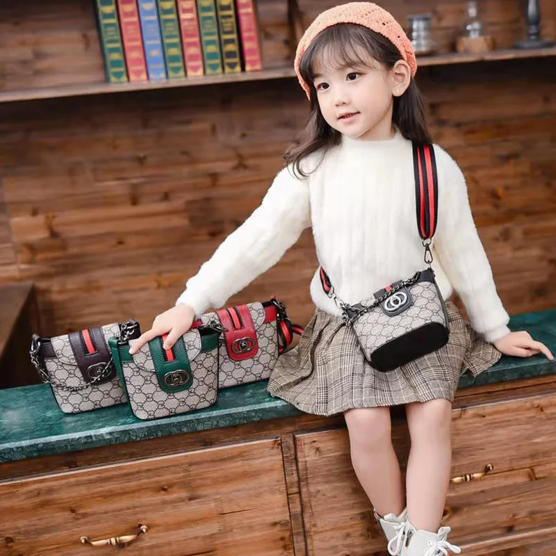 

Winter New Style Fashion Korean Style GD Material Turnlock Girls Children Concave Modeling Purse Shoulder Bag WOMEN'S Bag Fashio