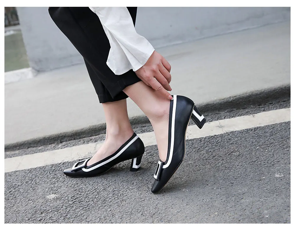 ROBESPIERE/вечерние модельные женские туфли-лодочки Модные Разноцветные туфли из натуральной кожи в полоску туфли-лодочки на среднем квадратном каблуке с квадратным носком A17