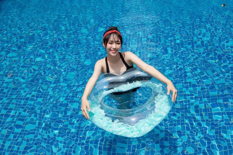 Inflatable pool float Beach Swim Circle Float intex Gonfiabili Water Pool Party Inflatable Swimming Ring Heart Feather Sequins