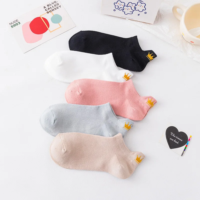 toe socks for women 5 Pairs Women Socks Harajuku Cute Embroidery Sock Cotton Ankle Short Crown Kawaii Socks Set Candy Colors for Couples Ladies Gift welly socks womens