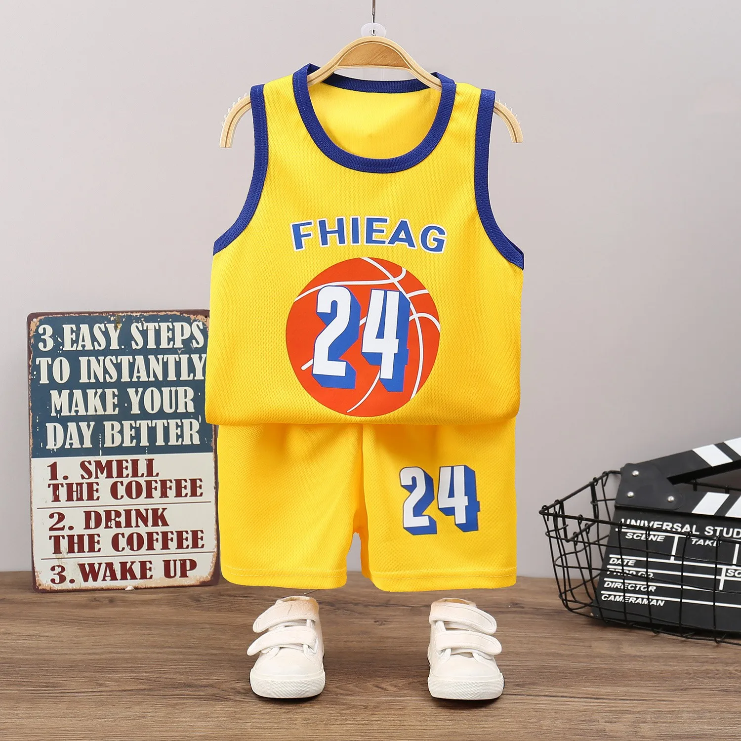 Boys And Girls Outdoor Sports Clothing Summer Children Tracksuit 9m-8y Kids Wear Set Trend Football Suit New