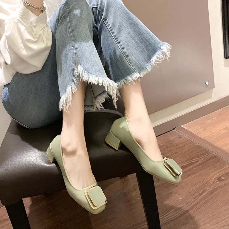 

Low Heel Shoes Women's 2019 New Style Spring And Autumn Shallow Mouth round Anti-slip Peas Side Scoop Bootie Casual Metal Fashio