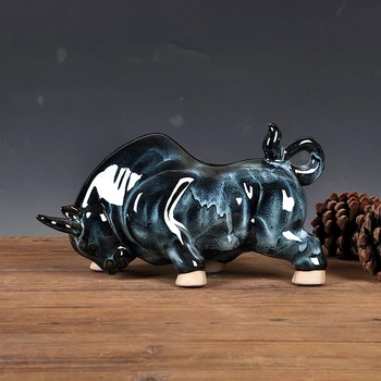 

TRADITIONAL CHINESE STYLE PORCELAIN BULL MINIATURE HANDMADE CERAMICS BULLFIGHTING FIGURINE CUSTOM ADORNMENT CRAFTWORKS DECOR