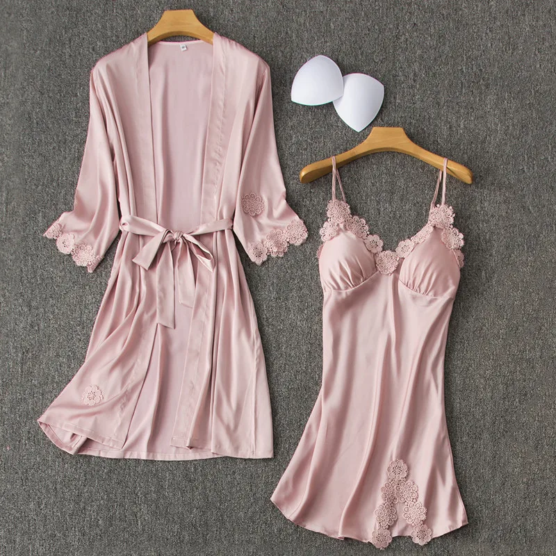 12909834230_1061836450