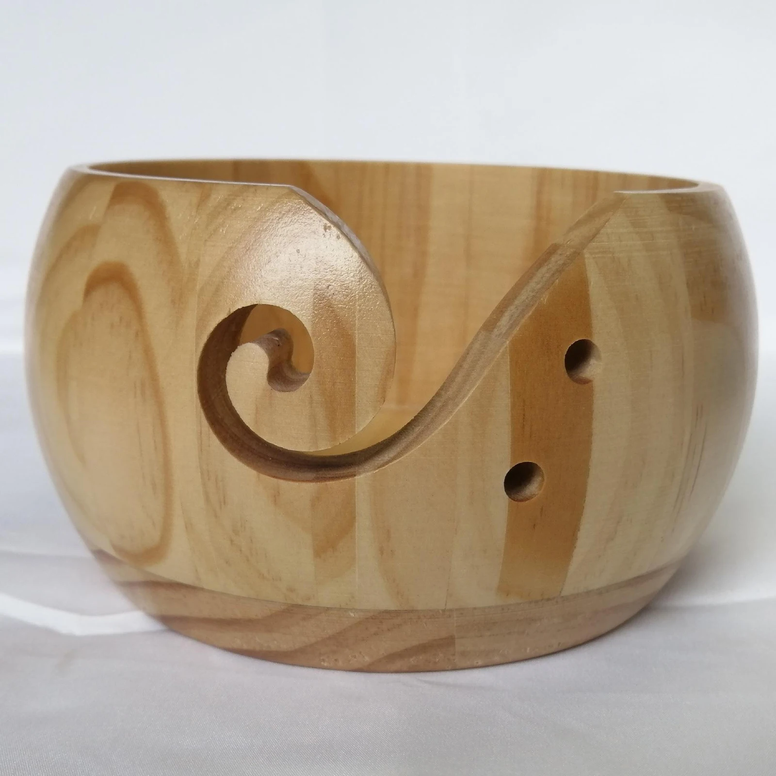 Wooden Yarn Bowl Portable Knitting Yarn Wool Threads Storage Bowl Hook Holder Accessories