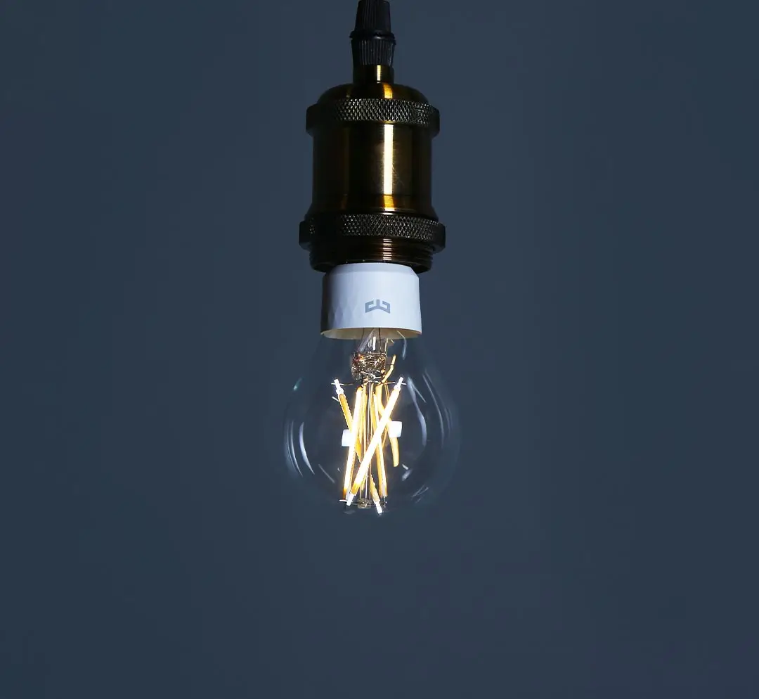 Новейшая умная Светодиодная лампа Yeelight 700 люмен 6 Вт E27 Лампа накаливания для