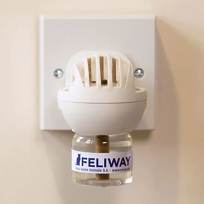 

FELIWAY Classic 30 Day Starter Kit Plug-in Diffuser & Refill for Cat