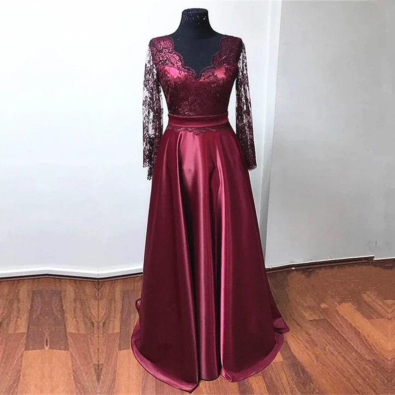 

Burgundy Lace Silk Satin Mother of the Bride Dress Long Sleeve V Neck Open Back Wedding Party Prom Evening Gowns Women Formal